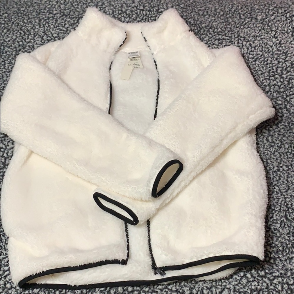 Victoria secret PINK fuzzy jacket